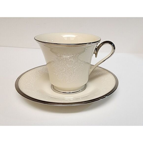 Lenox Moonspun Footed 6 Set Of Cup & Saucer Ivory/Silver Trim - Picture 3 of 11